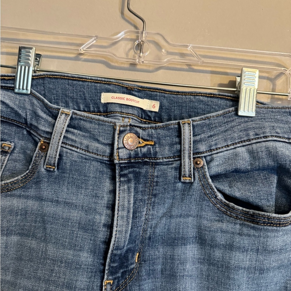 Levi's Light Blue Classic Bootcut Jeans - Picture 2 of 7